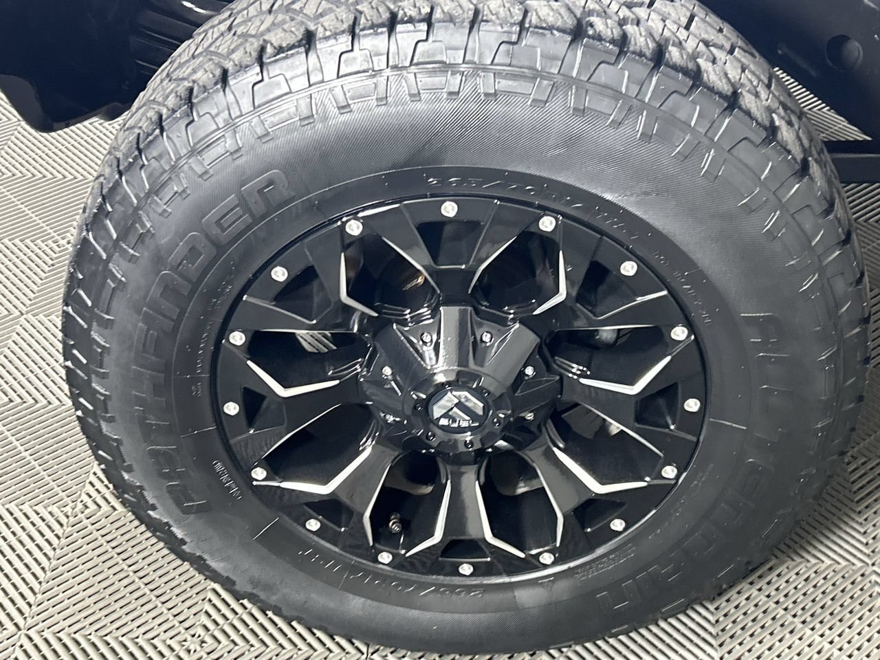 Used 2018 Jeep Wrangler Unlimited Sport S AWD/4WD image 10