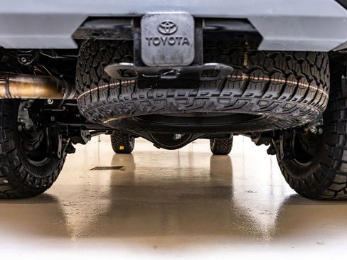 Used 2025 Toyota Tacoma TRD Pro AWD/4WD image 16