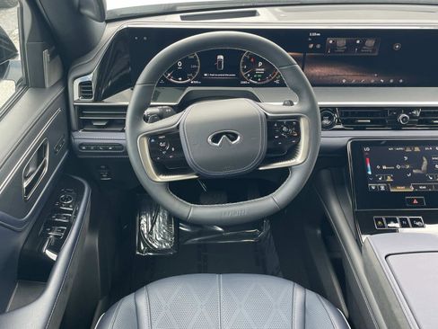 Certified 2026 INFINITI QX80 4WD w/ Sport Exterior Package image 12