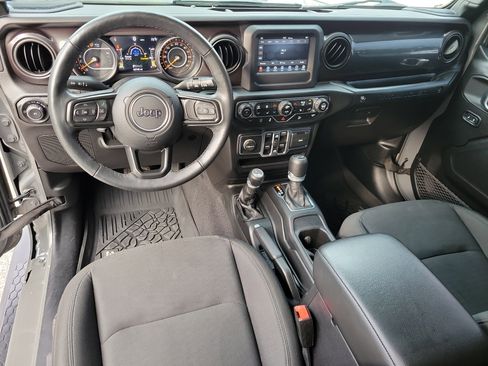 Used 2020 Jeep Wrangler Unlimited Sport AWD/4WD image 14