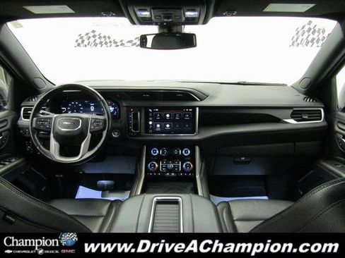 Used 2022 GMC Yukon Denali AWD/4WD image 26