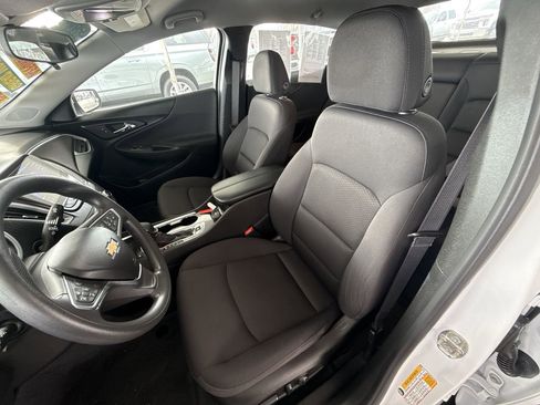 Used 2022 Chevrolet Malibu LT image 17