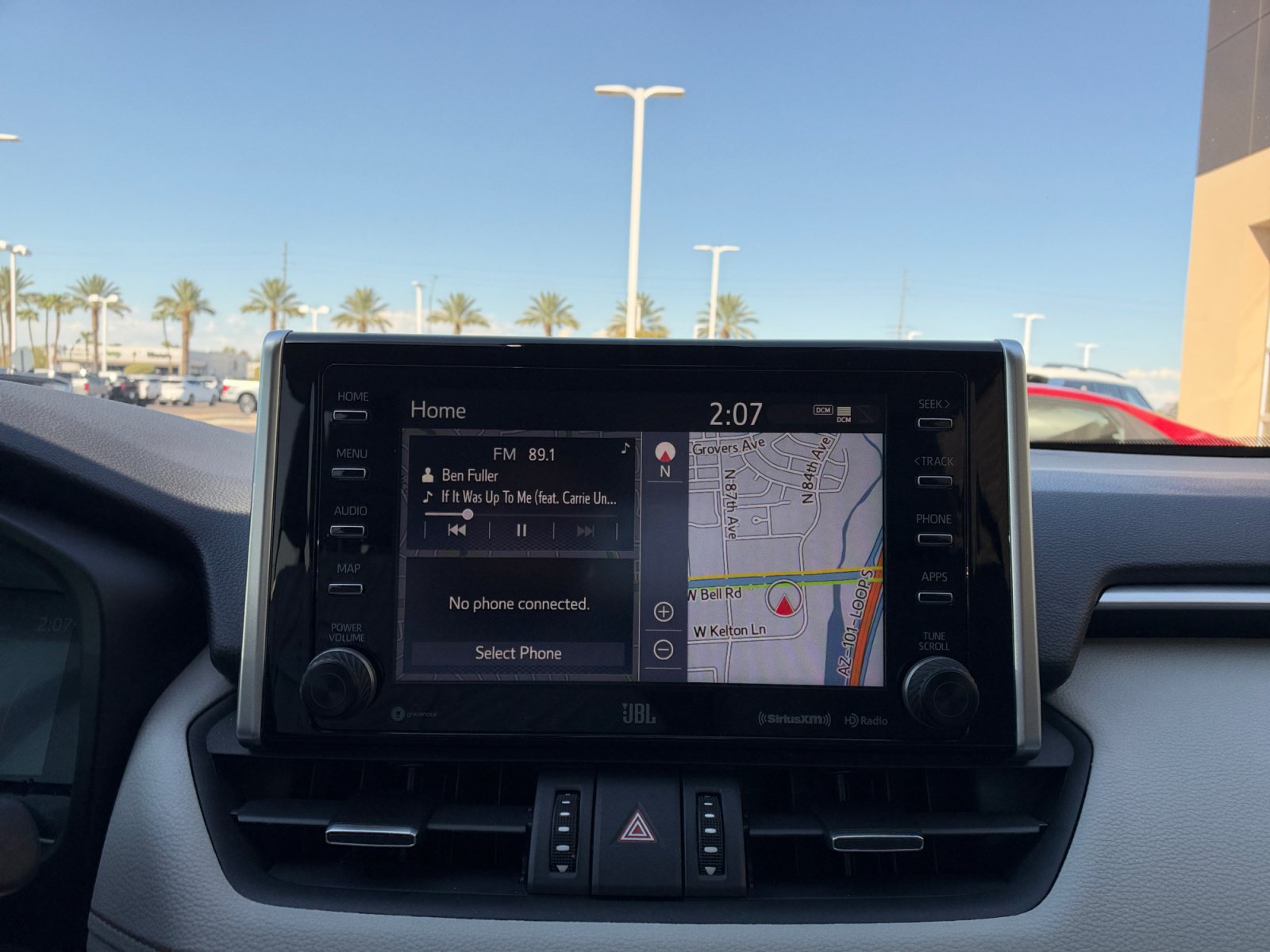 Used 2020 Toyota RAV4 Limited FWD image 12