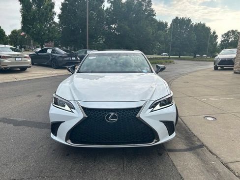 Used 2025 Lexus ES 350 F Sport FWD image 2
