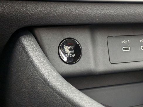 Certified 2025 Nissan Rogue SV AWD/4WD image 26