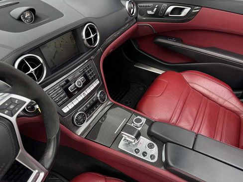 Used 2015 Mercedes-Benz SL 63 AMG image 20