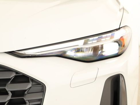 Used 2025 Audi Q5 Prestige AWD/4WD image 42