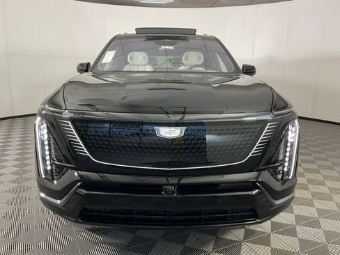 New 2026 Cadillac Vistiq Premium Luxury w/ LPO, Floor Liner Package AWD/4WD image 2