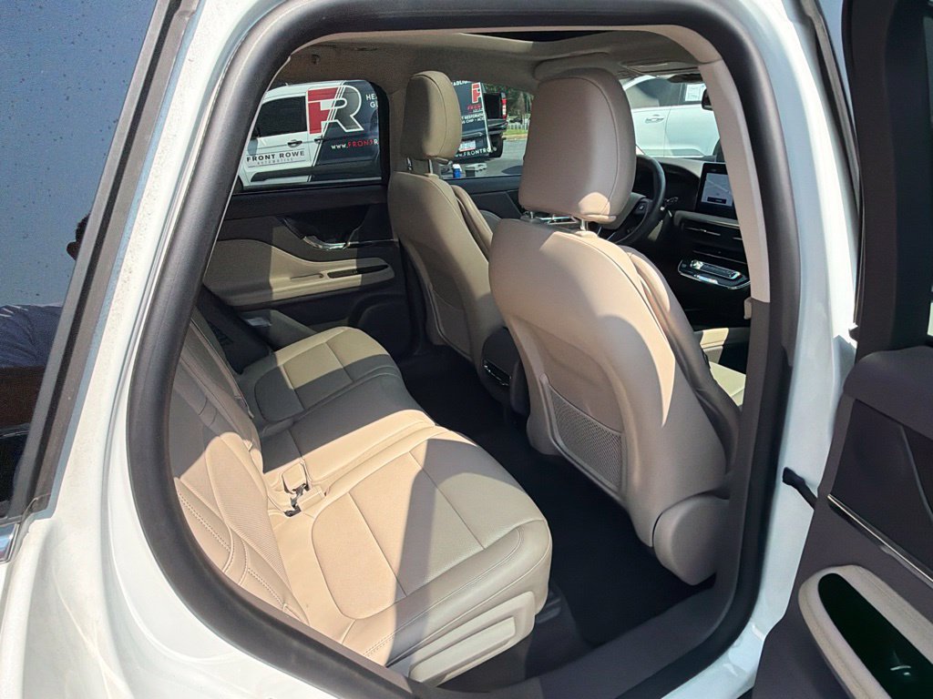 Used 2024 Lincoln Corsair Grand Touring AWD/4WD image 18