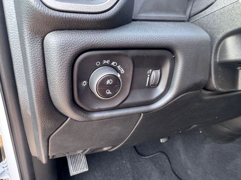 New 2025 RAM 2500 Tradesman image 17