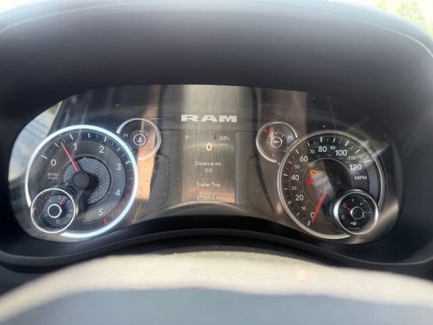 Used 2023 RAM 3500 Tradesman w/ Chrome Appearance Group AWD/4WD image 21