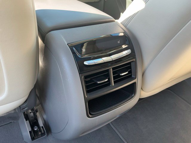 Used 2018 Cadillac XT5 Premium Luxury AWD/4WD image 37