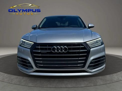 Used 2020 Audi Q5 e Premium w/ Convenience Package AWD/4WD image 2