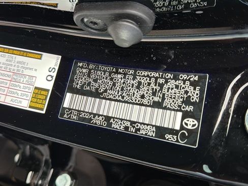 Used 2025 Toyota Crown Signia image 39