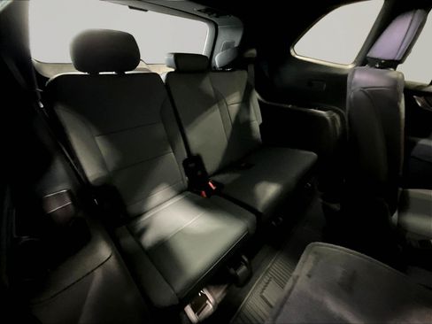 New 2026 GMC Acadia AT4 w/ Luxury Package AWD/4WD image 21