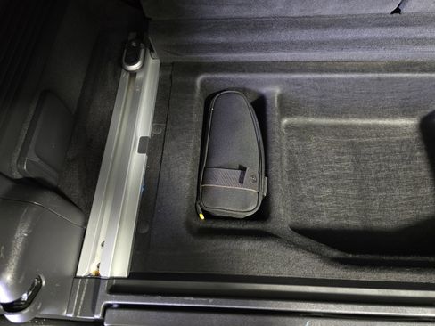 Used 2024 Rivian R1S Adventure AWD/4WD image 34