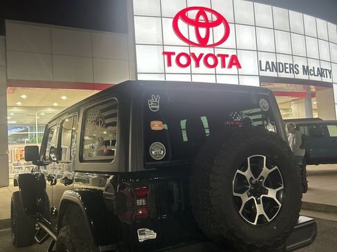 Used 2021 Jeep Wrangler Unlimited Rubicon image 5