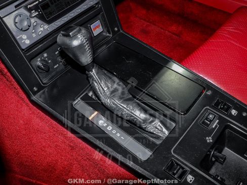 Used 1986 Chevrolet Corvette Convertible image 82