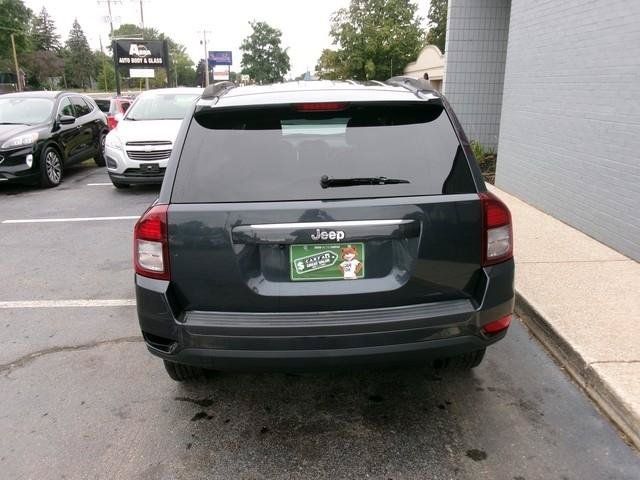 Used 2014 Jeep Compass Latitude AWD/4WD image 6