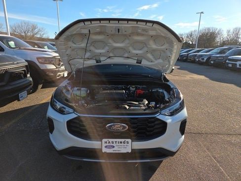 New 2026 Ford Escape ST-Line w/ Tech Pack #1 image 11