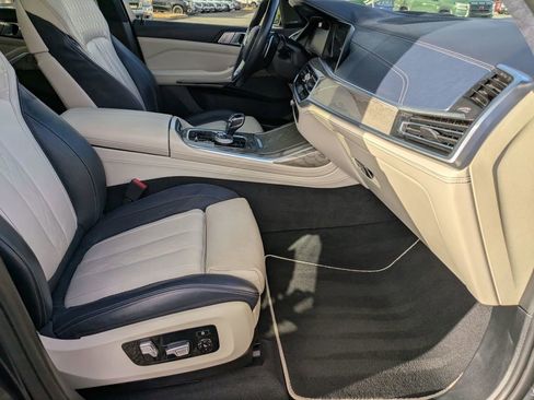 Used 2019 BMW X7 xDrive50i w/ Executive Package image 33