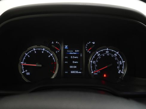 Used 2022 Toyota 4Runner Limited AWD/4WD image 27