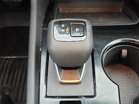 Certified 2025 Nissan Rogue SV image 23