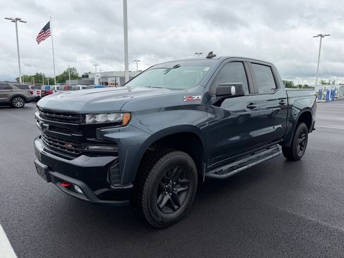 Used 2019 Chevrolet Silverado 1500 LT Trail Boss AWD/4WD image 1