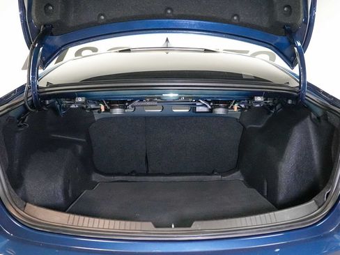 Used 2020 Chevrolet Malibu Premier FWD image 25