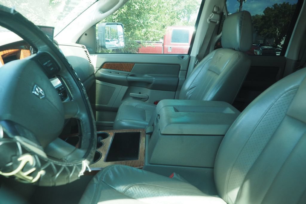 Used 2006 Dodge Ram 2500 Truck Laramie AWD/4WD image 5
