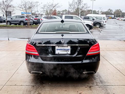 Used 2014 Hyundai Equus Signature image 10