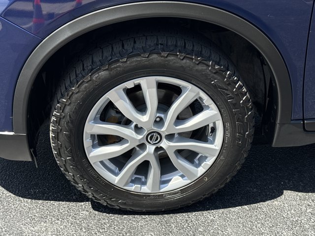 Used 2018 Nissan Rogue SV FWD image 14