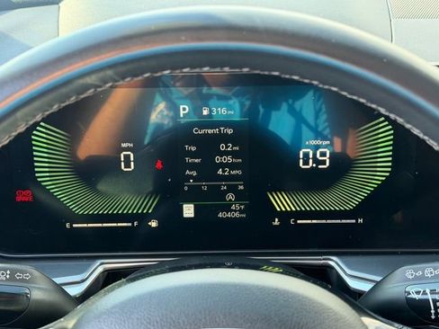 Used 2024 Kia Sorento S image 15