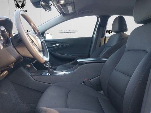 Used 2024 Chevrolet Malibu LT image 7