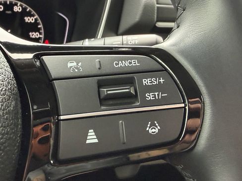 Used 2025 Honda Pilot Touring image 30
