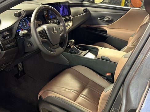 Used 2024 Lexus ES 350 Luxury w/ Technology Package image 24