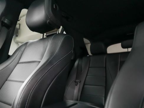 Used 2021 Mercedes-Benz GLE 350 4MATIC image 33