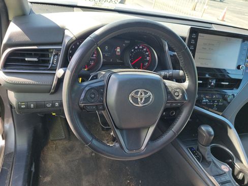 Used 2024 Toyota Camry XSE FWD image 14
