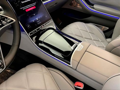 Certified 2026 Mercedes-Benz Maybach S 680 4MATIC image 18