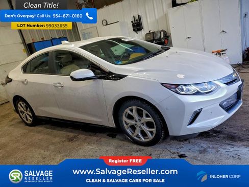 Used 2017 Chevrolet Volt Premier w/ Driver Confidence II Package image 5