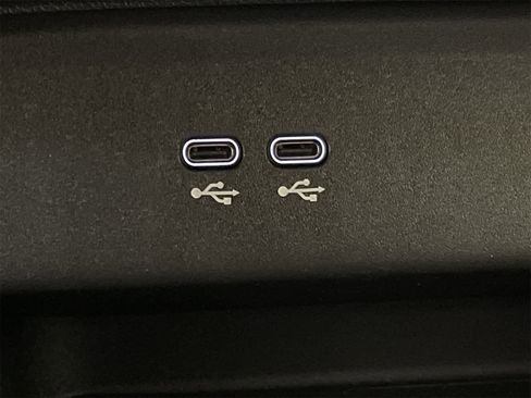 Certified 2024 Honda Prologue EX image 8