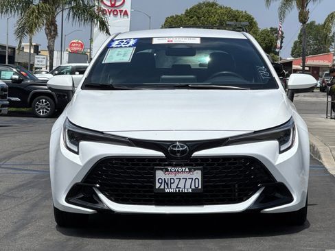 Used 2025 Toyota Corolla SE w/ SE Package FWD image 11