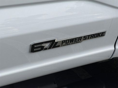Used 2024 Ford F250 XLT image 25