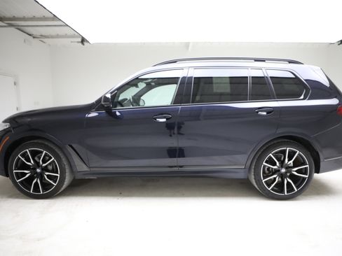Used 2020 BMW X7 xDrive40i w/ M Sport Package AWD/4WD image 2