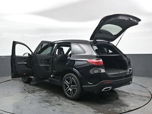 Used 2023 Mercedes-Benz GLC 300 image 43