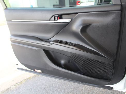 Used 2021 Toyota Camry XSE w/ Navigation Package FWD image 13