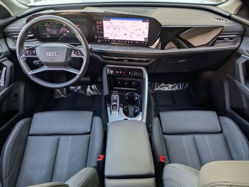Used 2025 Audi Q5 Premium w/ Premium Plus AWD/4WD image 7