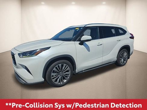 Used 2020 Toyota Highlander Platinum image 13