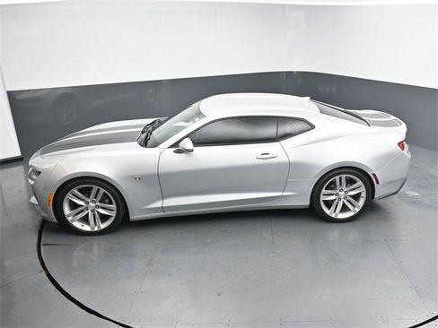 Used 2018 Chevrolet Camaro LT w/ RS Package image 22