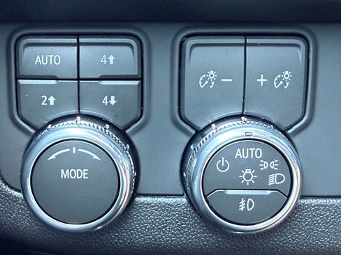 New 2026 GMC Yukon Denali w/ Denali Reserve Package AWD/4WD image 41